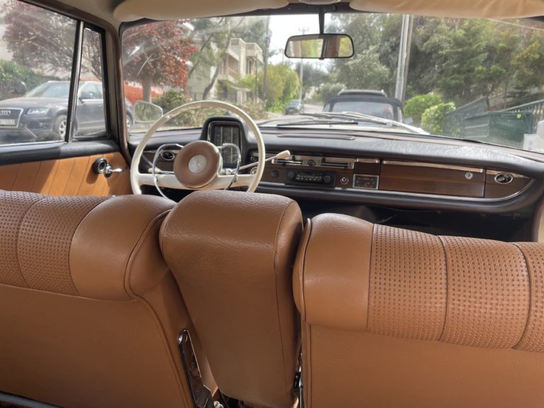 Mercedes 220S W111 1964 during restoration at BAULtech Athens