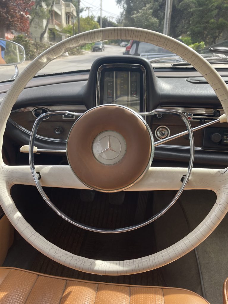Mercedes 220S W111 1964 during restoration at BAULtech Athens